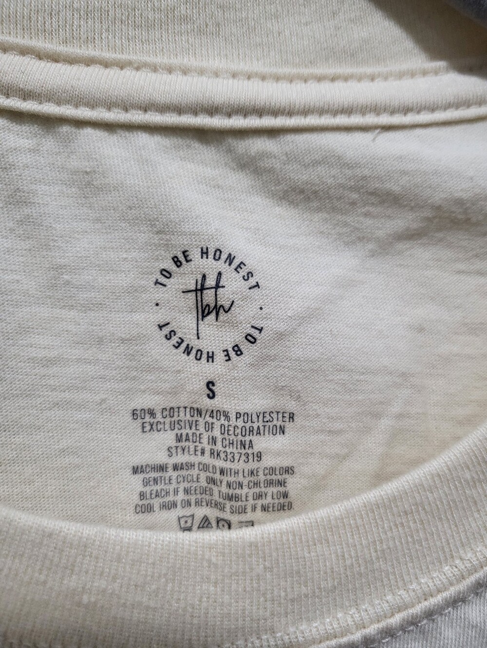 NWOT Cream Cropped Tee - Picture 3 of 4